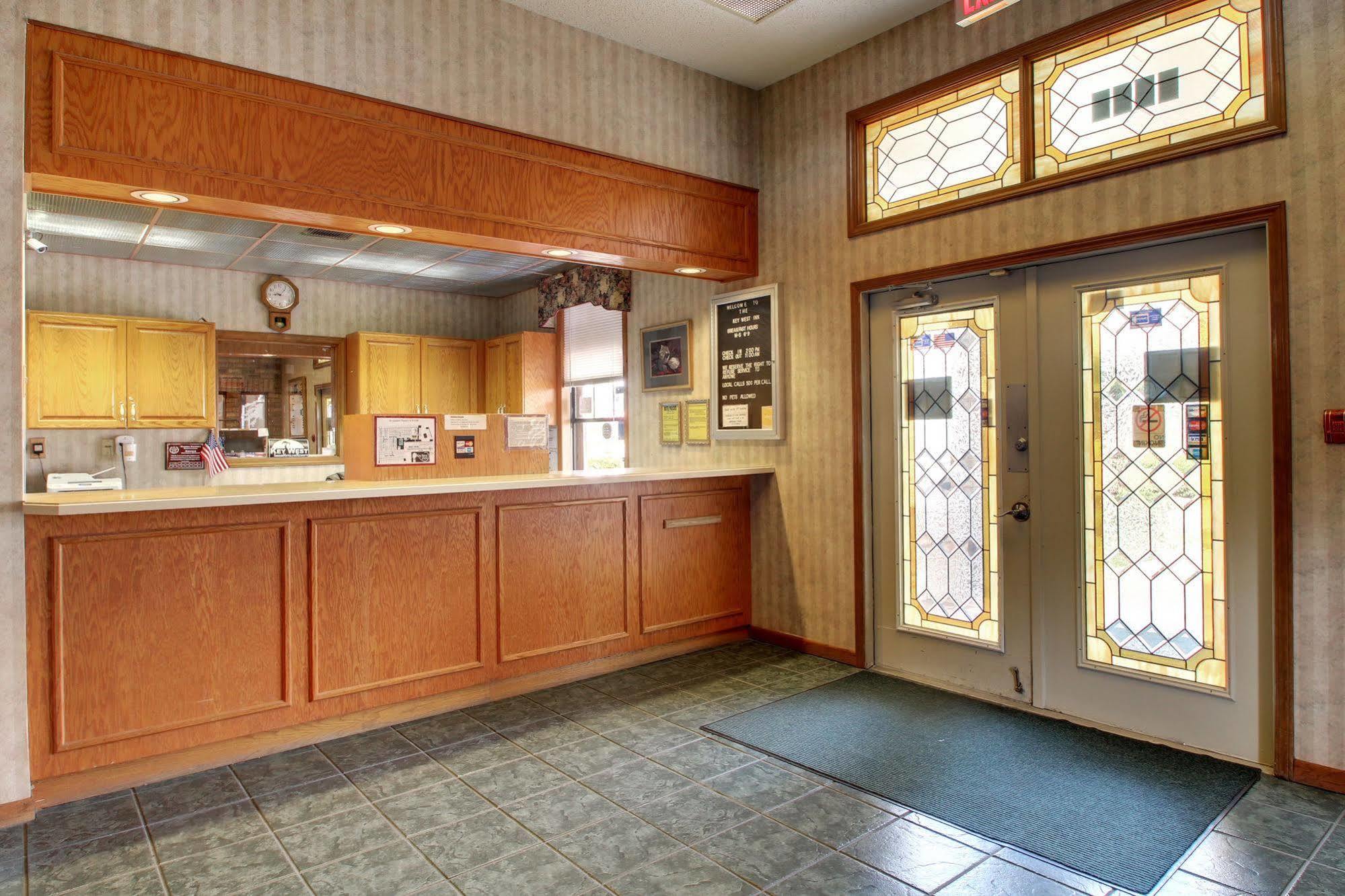 Hotel Del Sol - Pensacola Ferry Pass Exterior foto